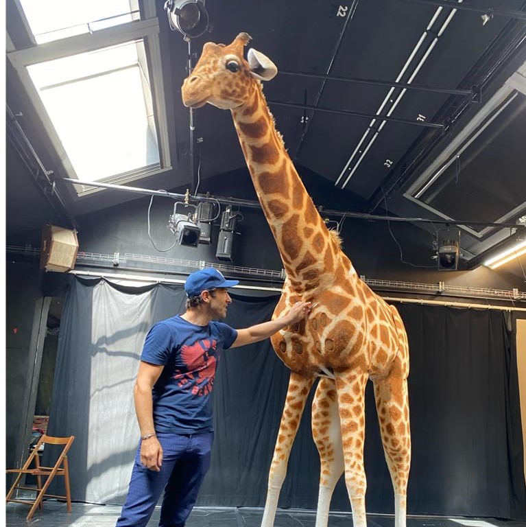 2020魔人社長頸鹿人偶裝製作 法國音樂劇 Noé, la force de vivre   animatronic giraffe costume